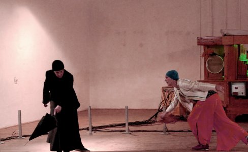 Kunst und Musik-Performance in der Feuerwache Köln